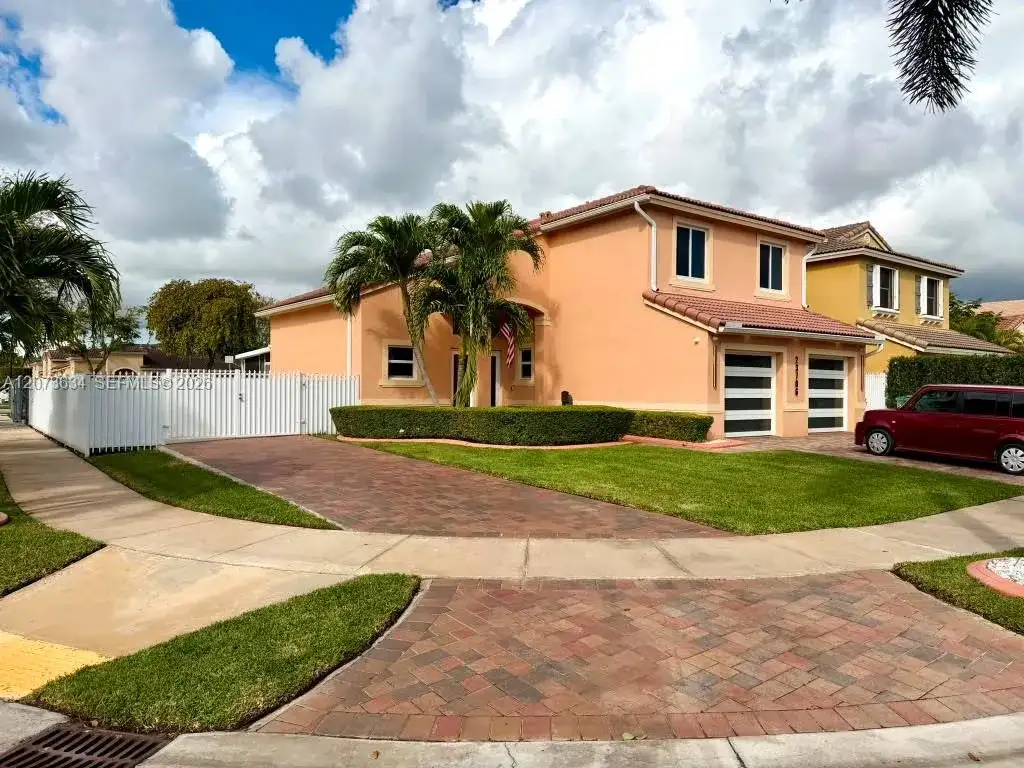 23706 SW 108th Pl, Homestead FL 33032 photo 3