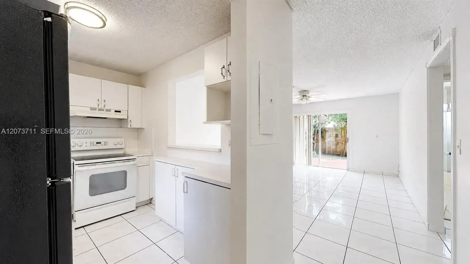 8183 NW 8th St # C2, Miami FL 33126 photo 3