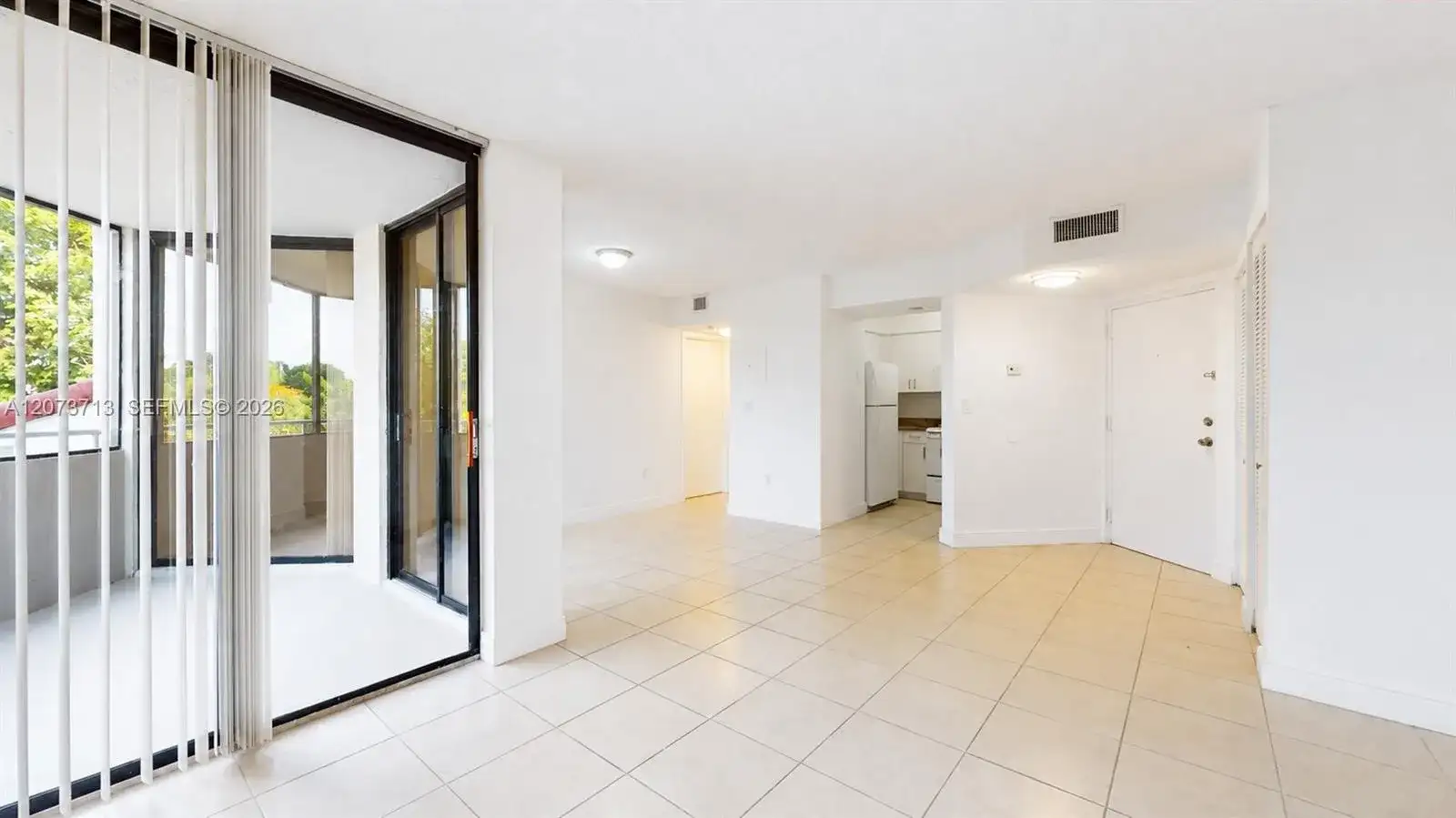 8215 SW 152nd Ave # 205, Miami FL 33193 photo 4