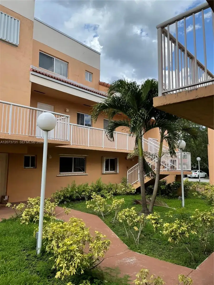 14911 SW 80th St # 203, Miami FL 33193 photo 5