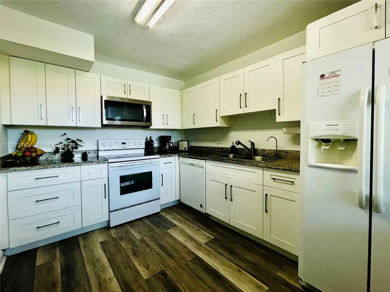 307 Lakeview Dr # 202, Weston FL 33326 photo 3