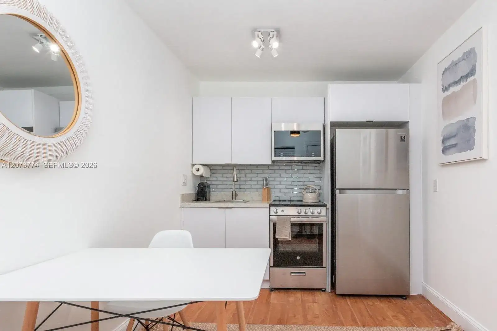 6509 NE 5th Ave, Miami FL 33138 photo 2