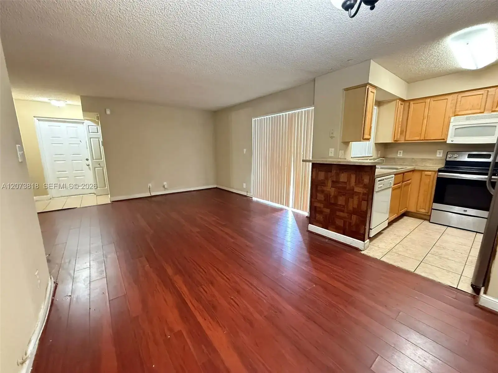 7650 Westwood Dr # 504, Tamarac FL 33321 photo 3