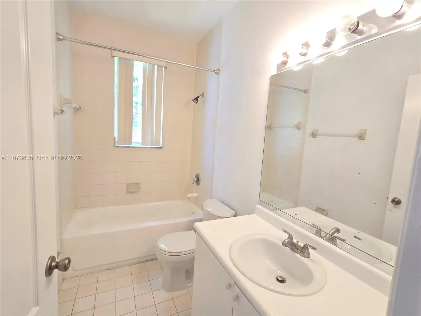 1661 SE 29th Ct # 200, Homestead FL 33035 photo 5