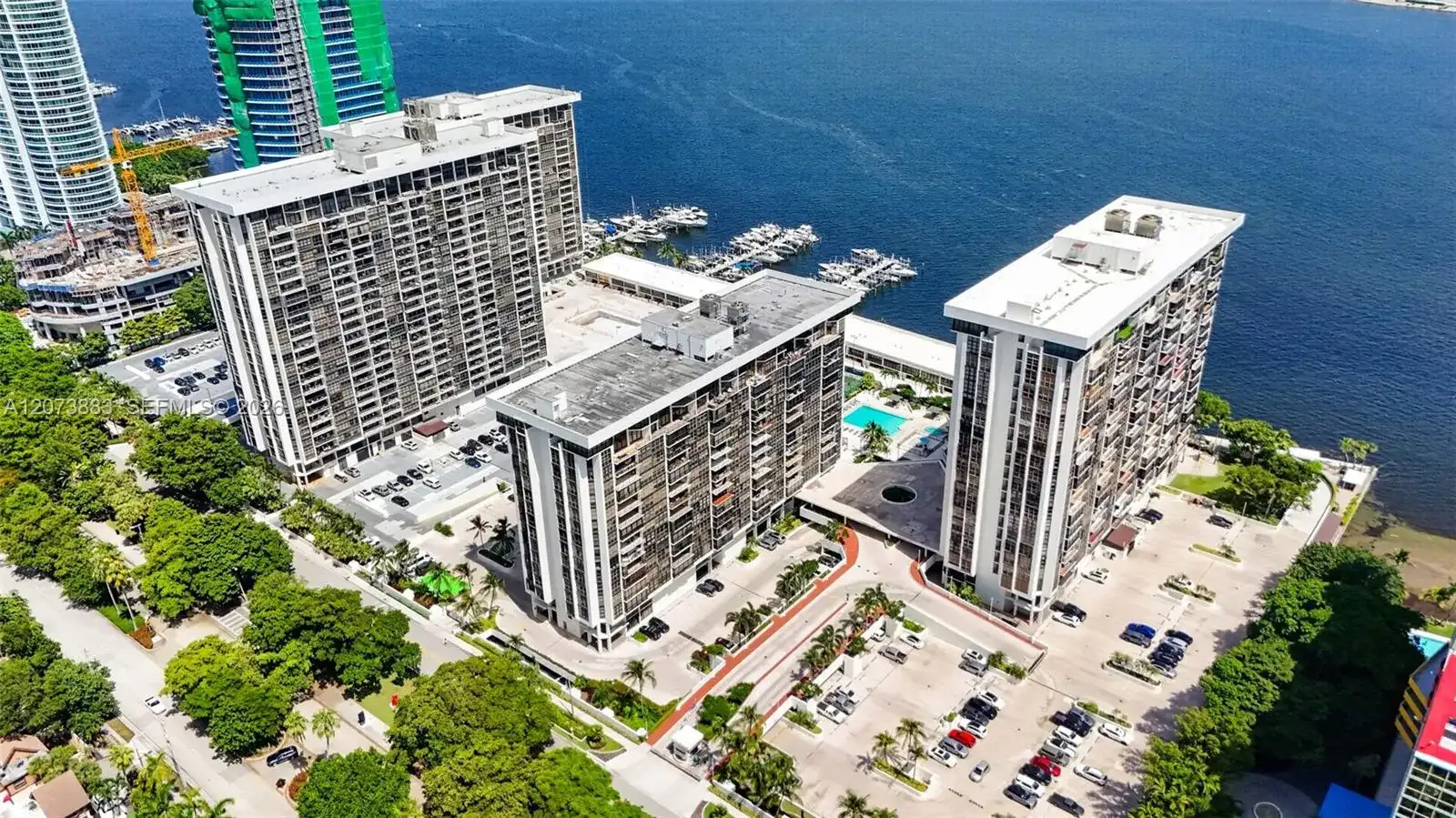 1915 Brickell Ave # C1607, Miami FL 33129 photo 2