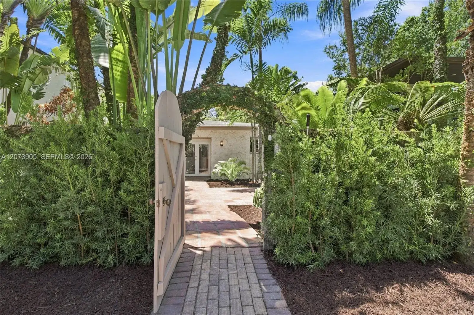 4110 Battersea Rd, Miami FL 33133 photo 3