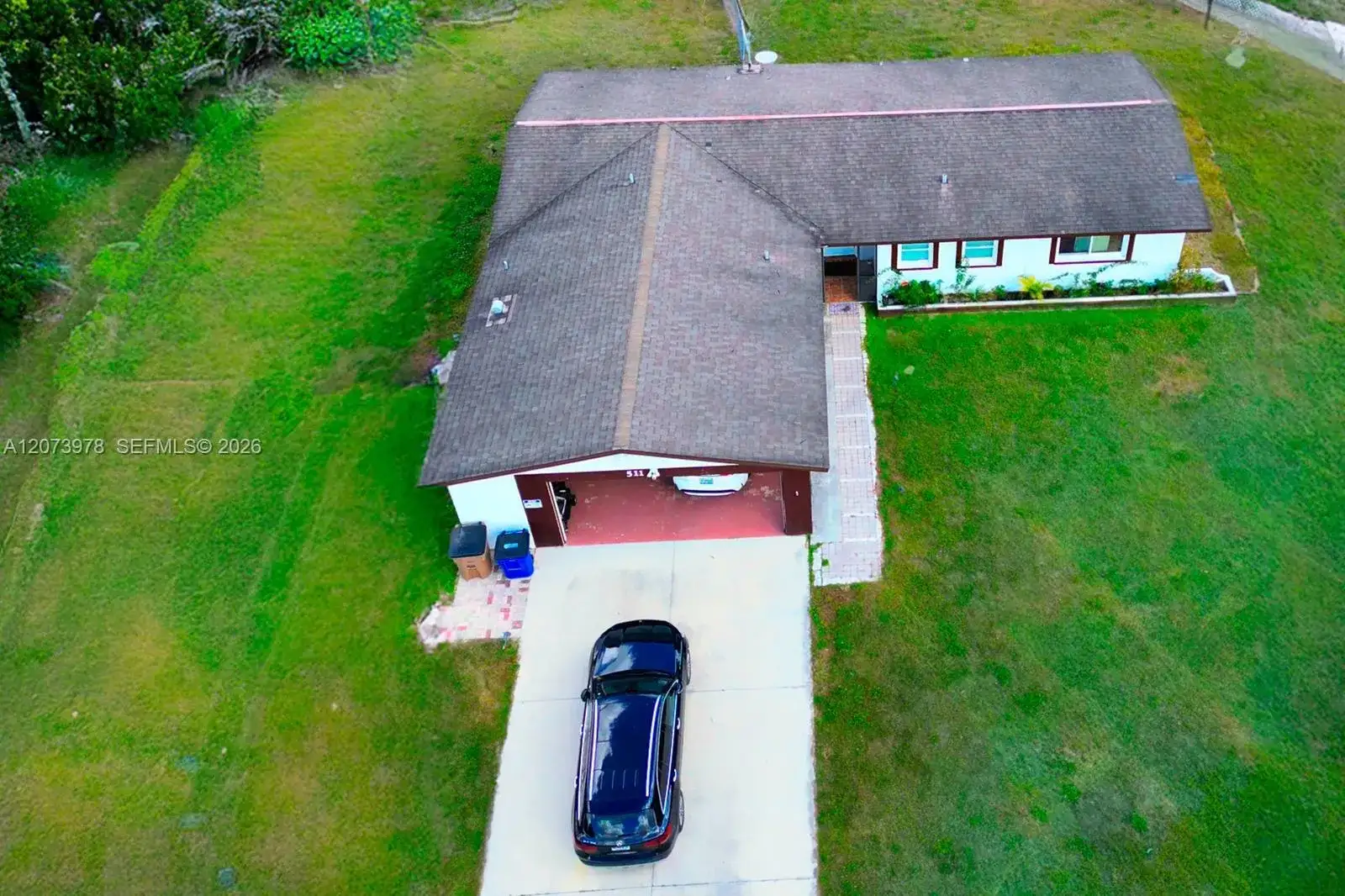 511 York, Lehigh Acres FL 33936 photo 2