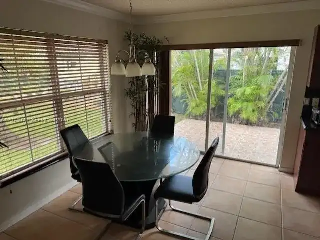 20815 NW 15th St, Pembroke Pines FL 33029 photo 4