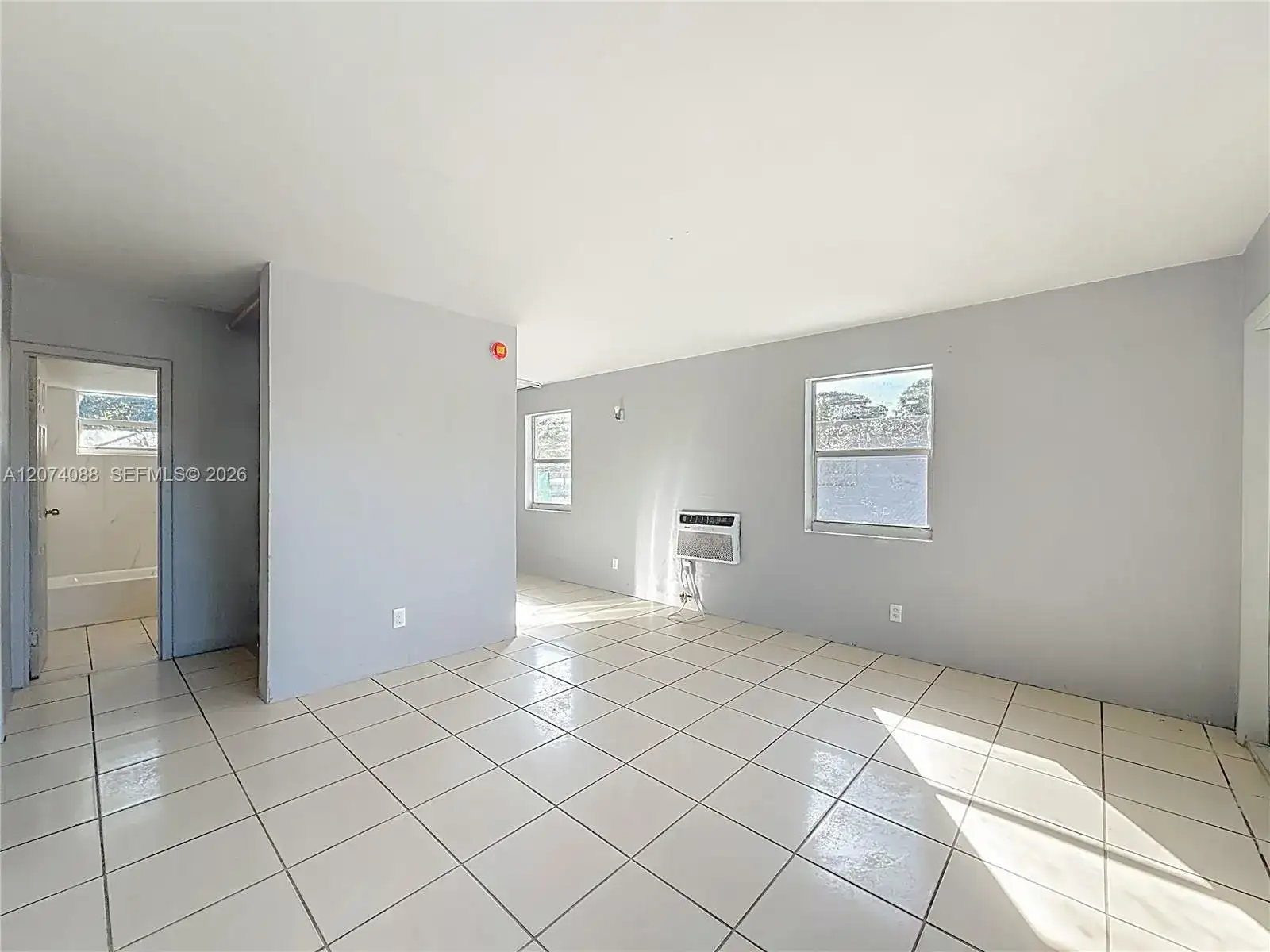 2408 NW 8th St, Pompano Beach FL 33069 photo 3