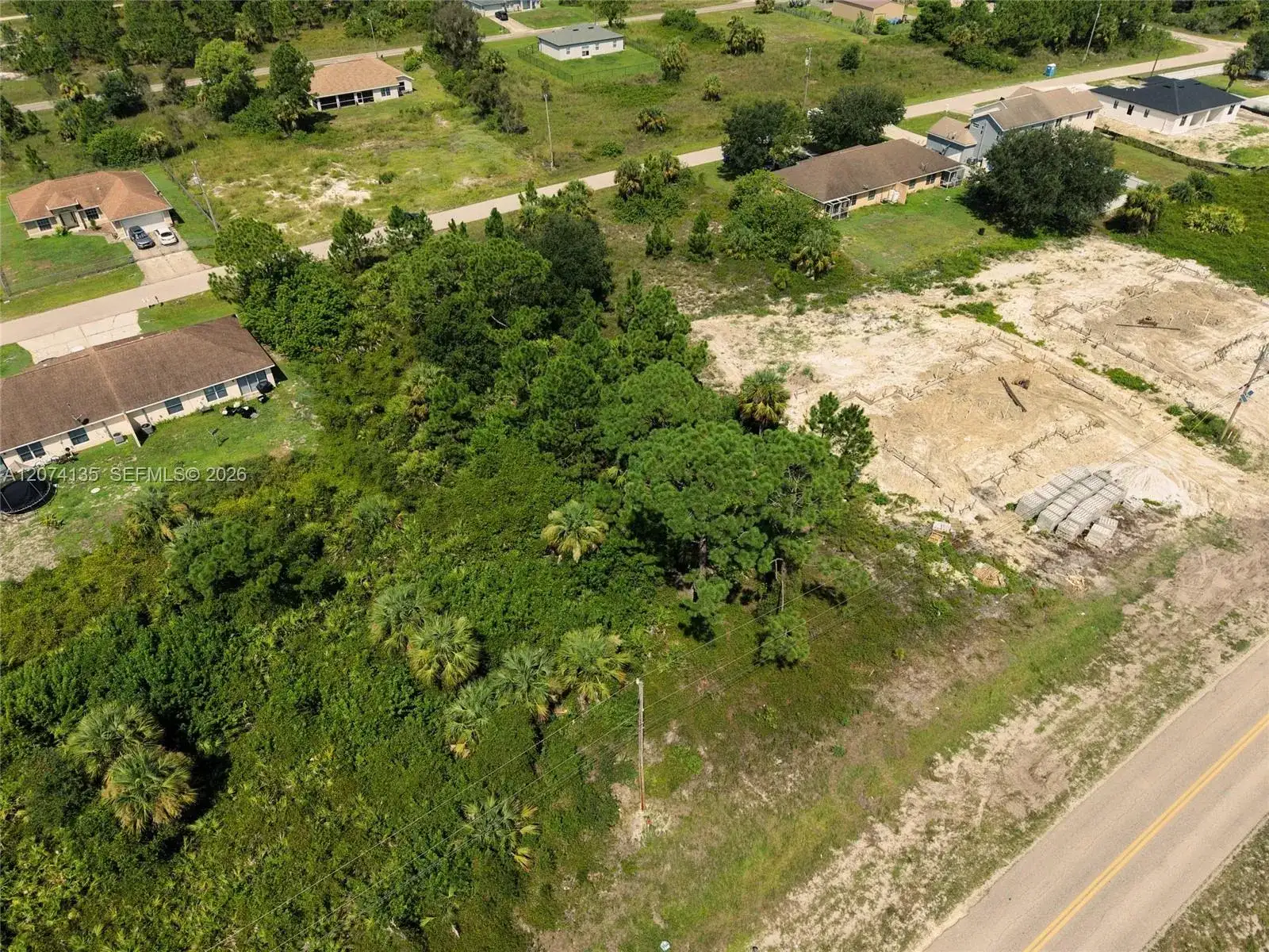 960 EISENHOWER BLVD, Lehigh Acres FL 33974 photo 5