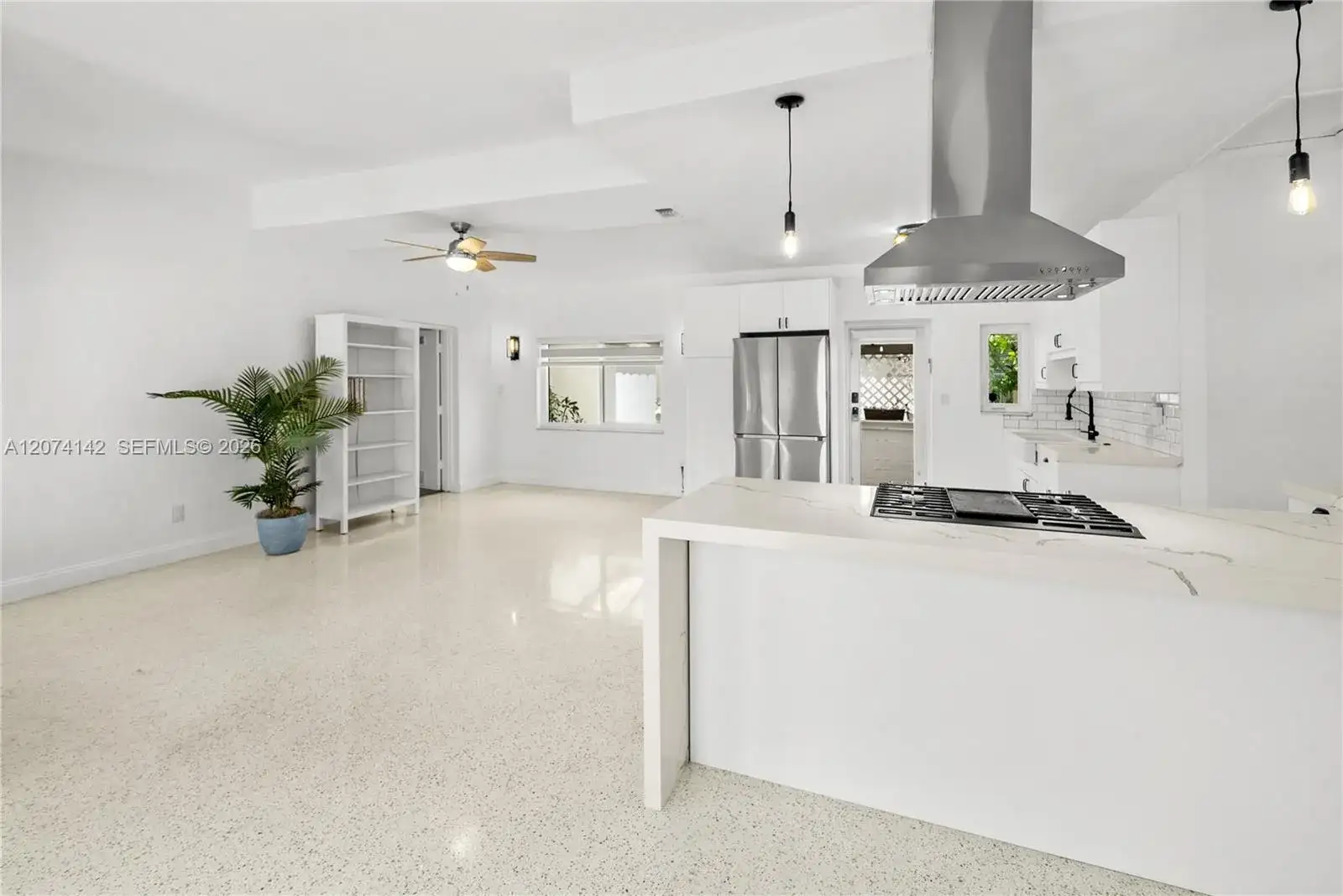 3130 SW 27th Ter, Miami FL 33133 photo 4