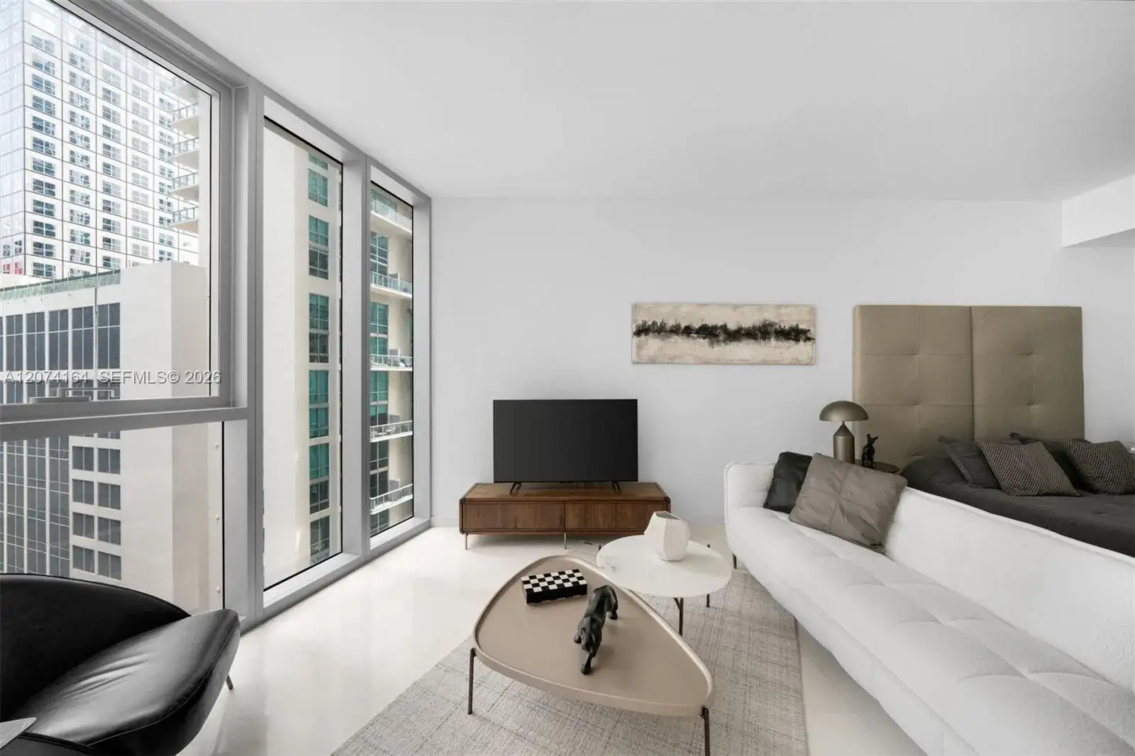300 Biscayne Blvd Way # 1005, Miami FL 33131 photo 4