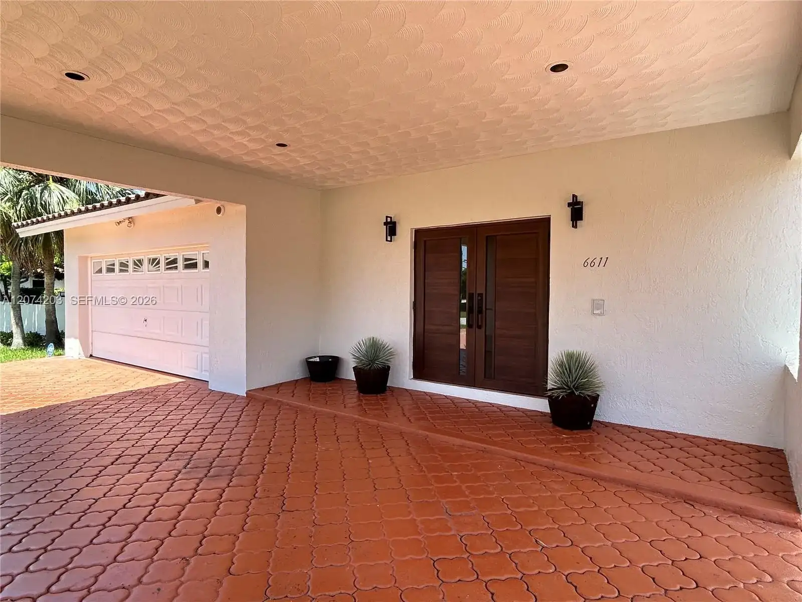 6611 SW 99th Ave, Miami FL 33173 photo 2