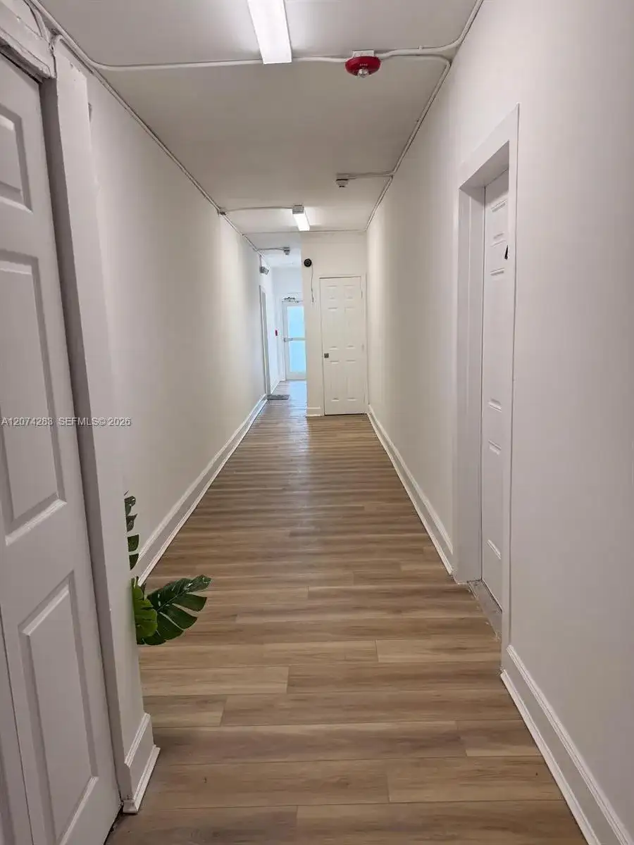 337 SW 10th Ave # 5, Miami FL 33130 photo 4