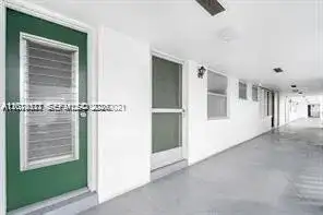 4750 NW 10th Ct # 308, Plantation FL 33313 photo 2