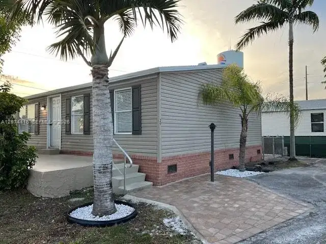220 NE 12th Ave # 29, Homestead FL 33030 photo 3