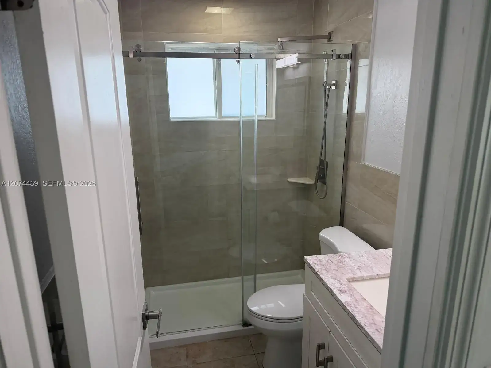 1000 NW 76th Ter, Pembroke Pines FL 33024 photo 3