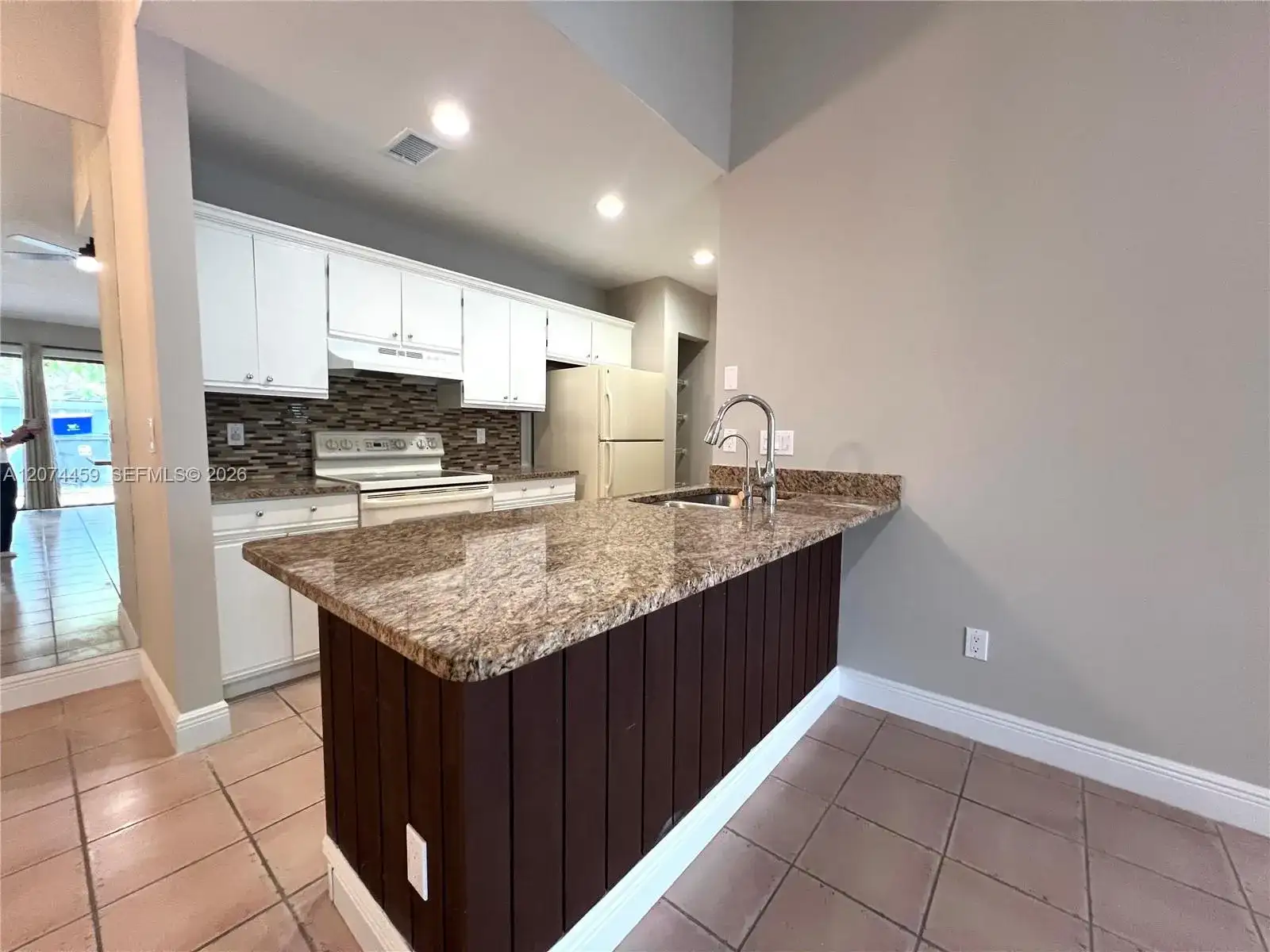 1077 Goldenrod Rd, Wellington FL 33414 photo 5
