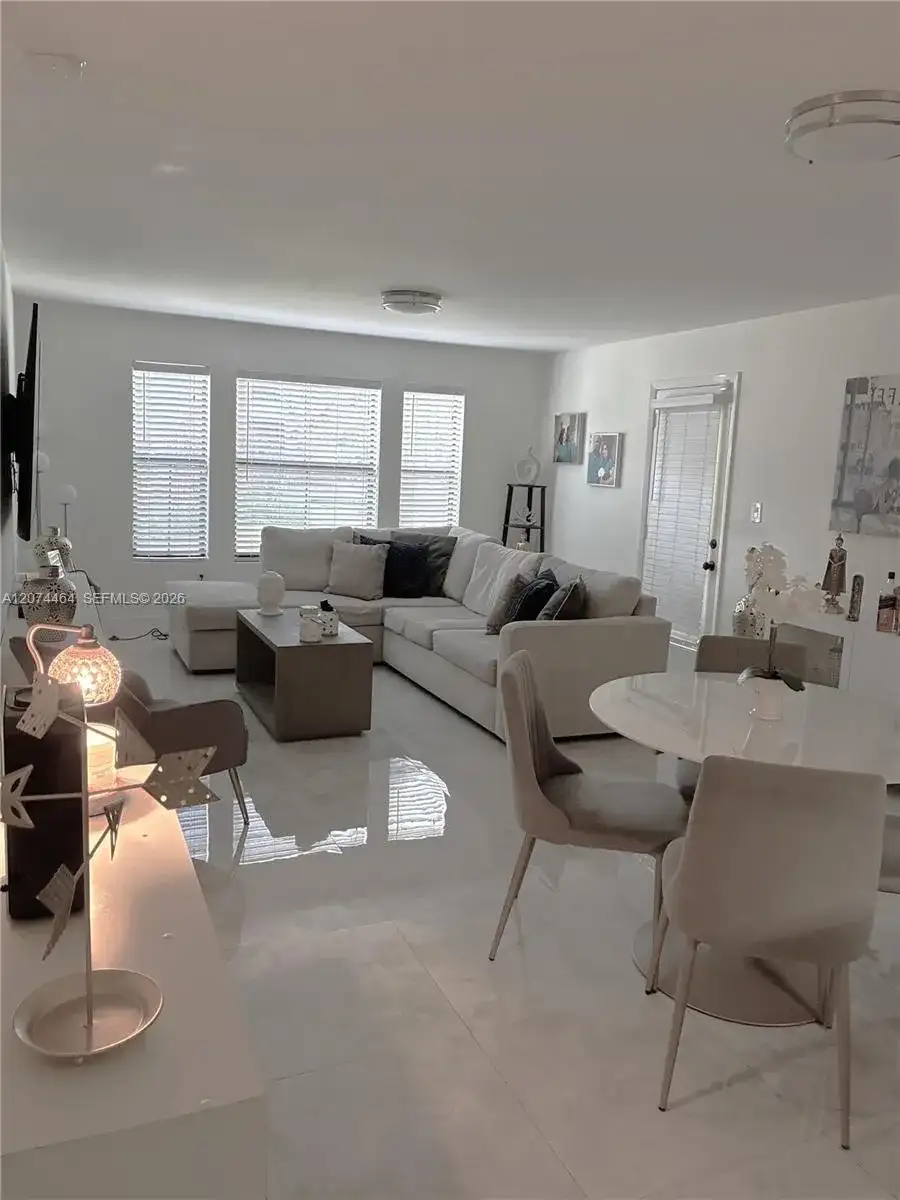 15591 SW 105th Ter # 518, Miami FL 33196 photo 2
