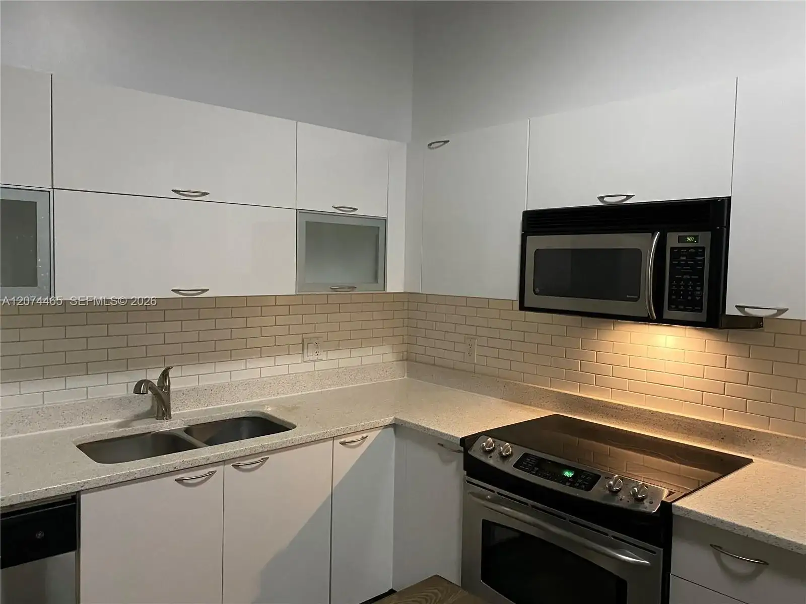 133 NE 2nd Ave # 3404, Miami FL 33132 photo 5