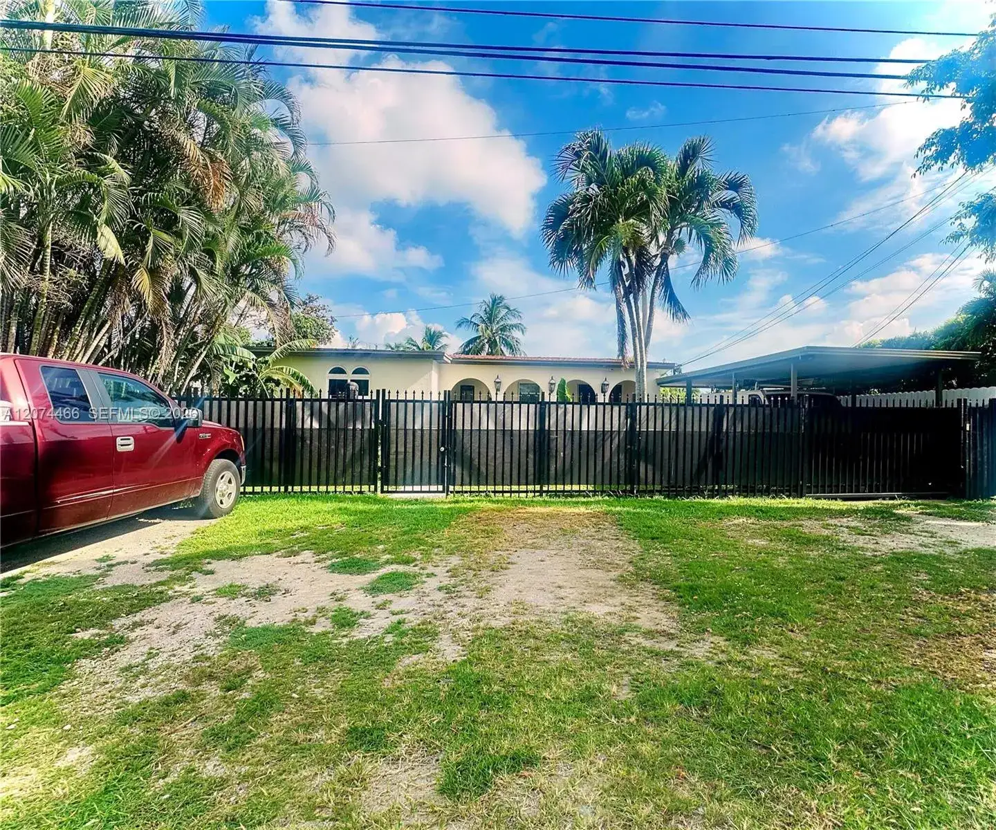 3351 NW 20th St, Miami FL 33142 photo 2
