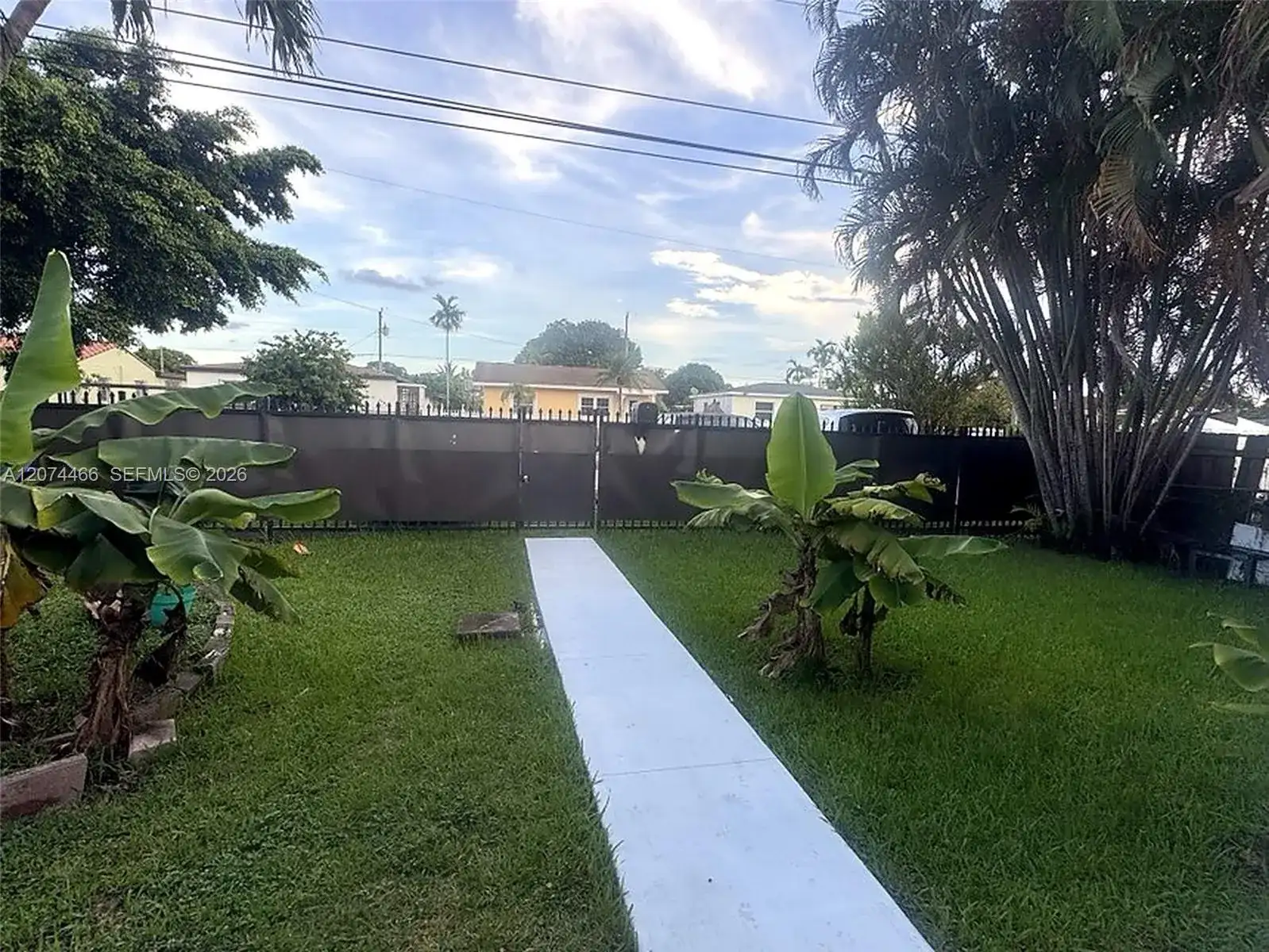 3351 NW 20th St, Miami FL 33142 photo 3