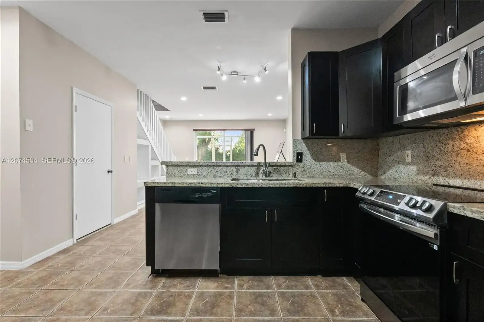 2082 Madeira Dr # 2082, Weston FL 33327 photo 2