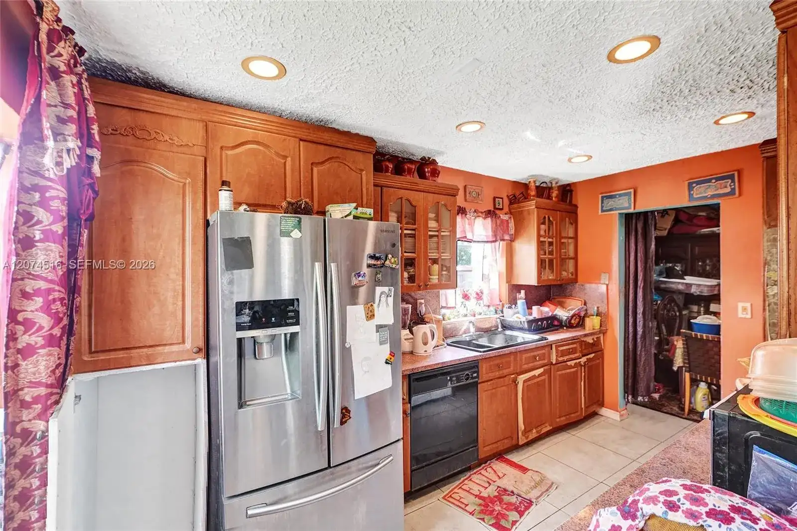 102 NE 206th Ter, Miami Gardens FL 33179 photo 3