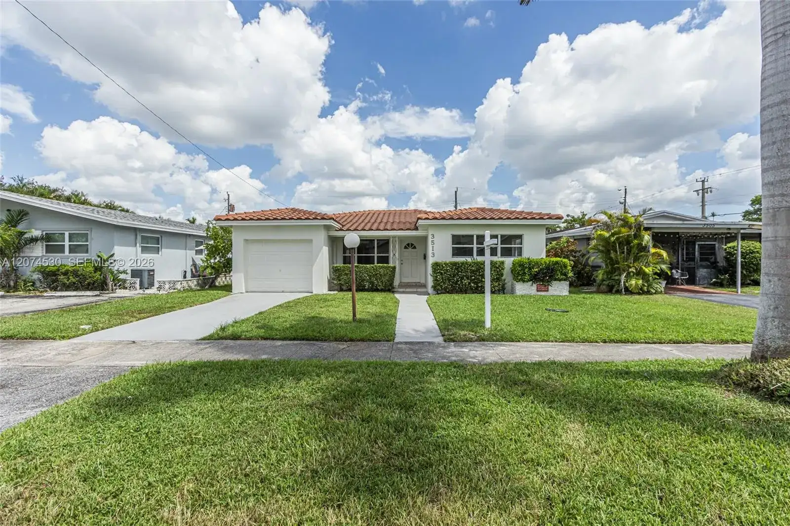 3513 Polk St, Hollywood FL 33021 photo 2