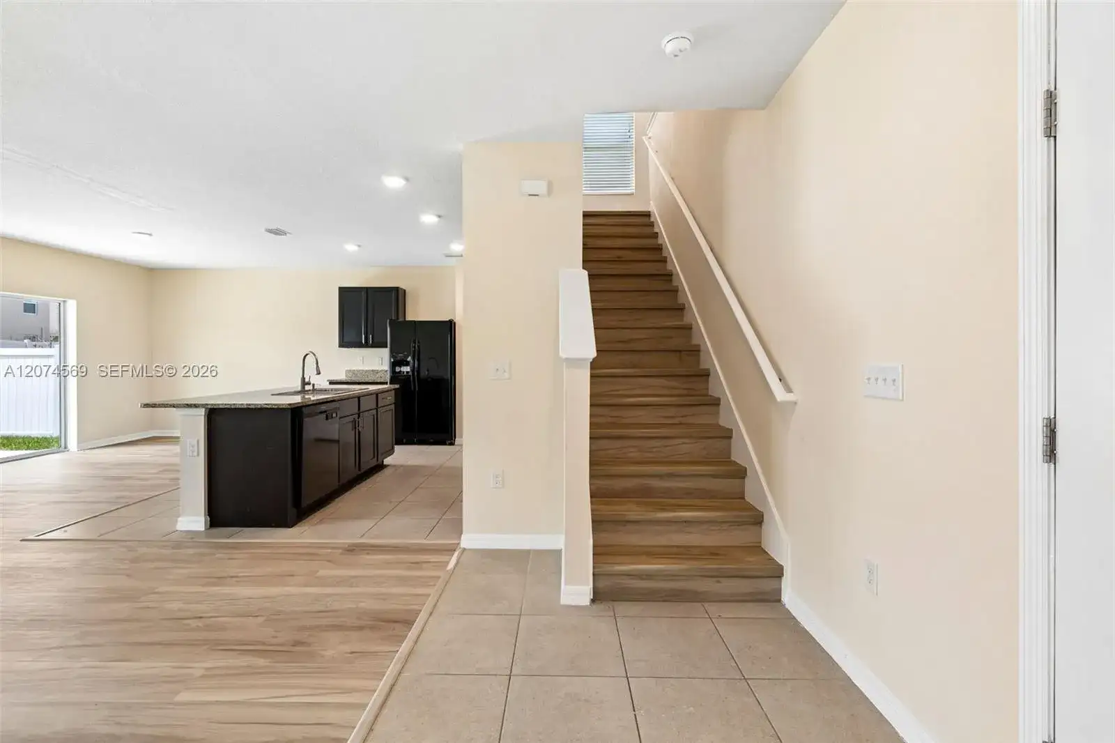 11181 Leland Groves dr, Tampa FL 33579 photo 3