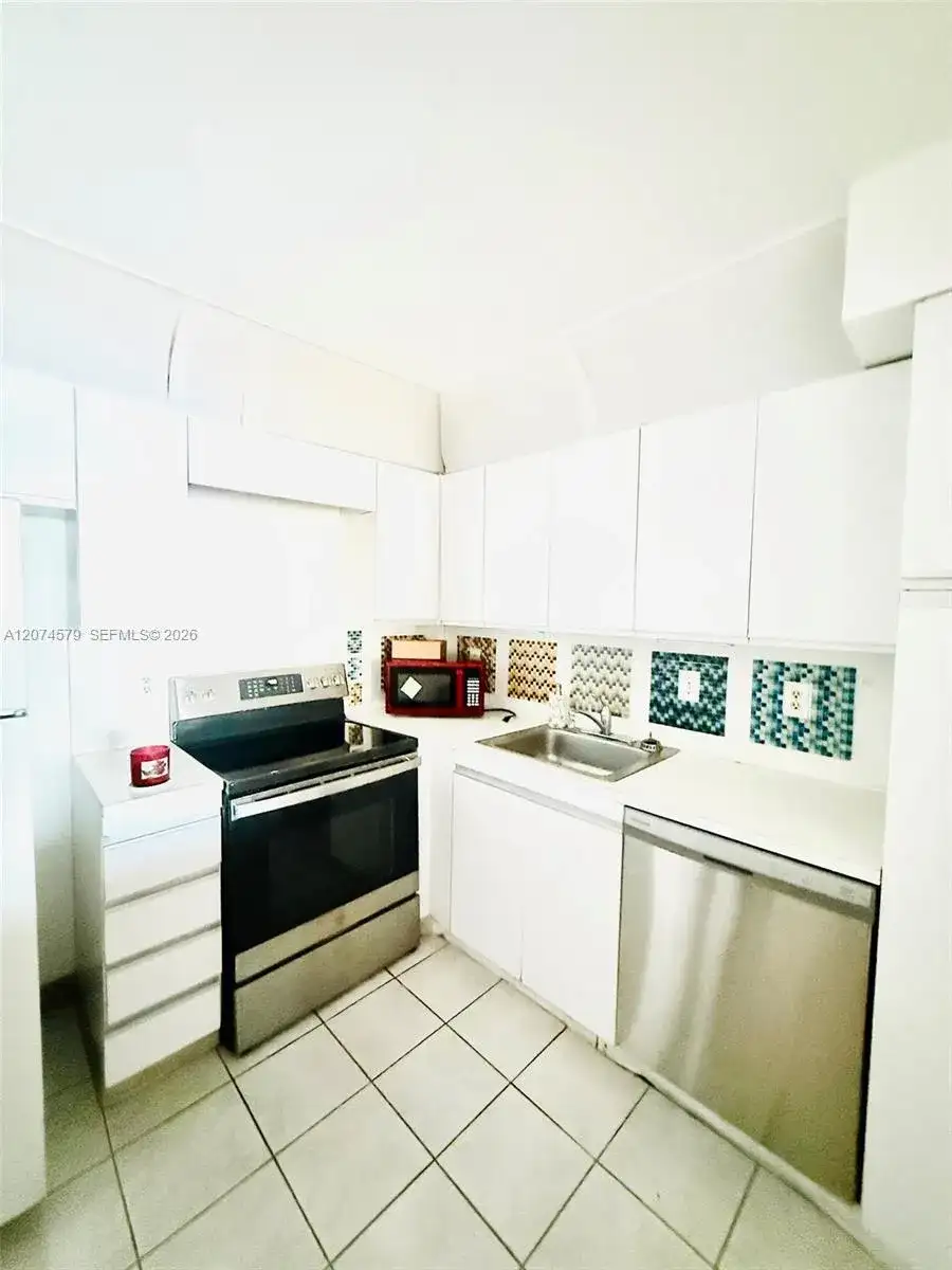 2401 S Ocean Dr # 602, Hollywood FL 33019 photo 5