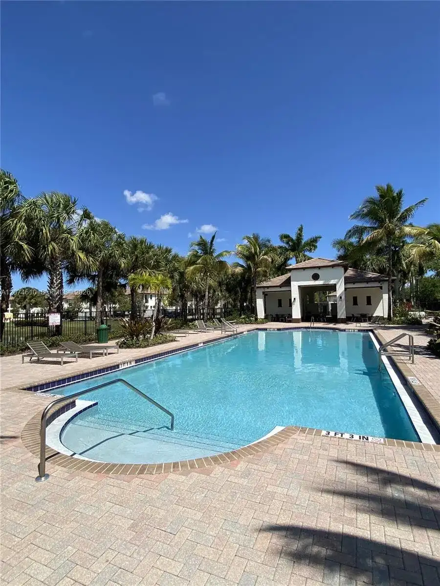 4676 Monarch Way, Coconut Creek FL 33073 photo 5