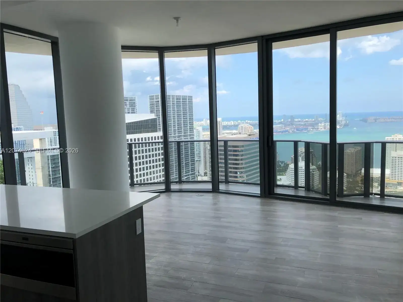 801 S Miami Ave # 4905, Miami FL 33130 photo 3