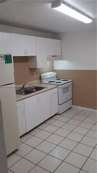 5880 NW 19th Ct, Lauderhill FL 33313 photo 2