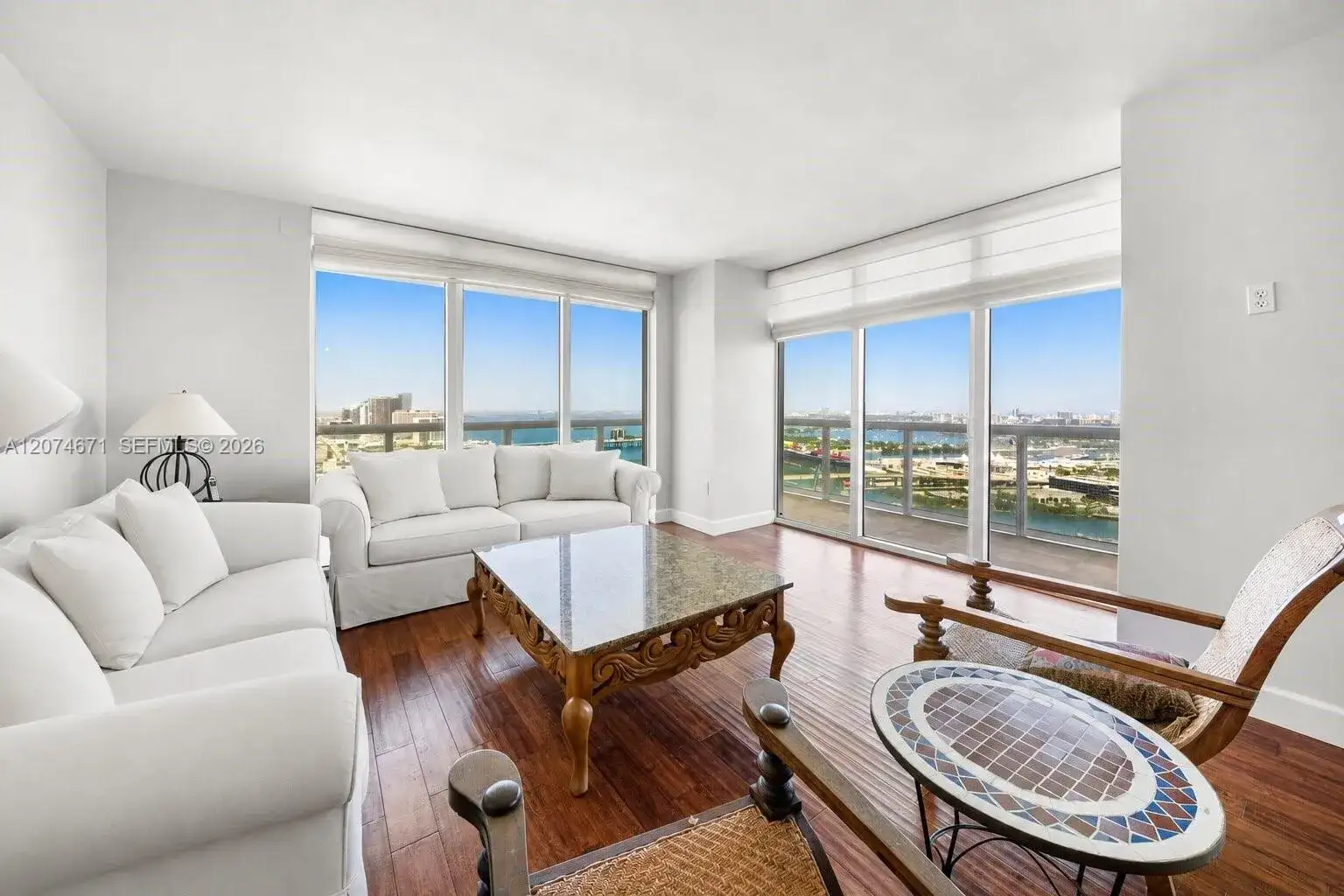 50 Biscayne Blvd # 4402, Miami FL 33132 photo 2