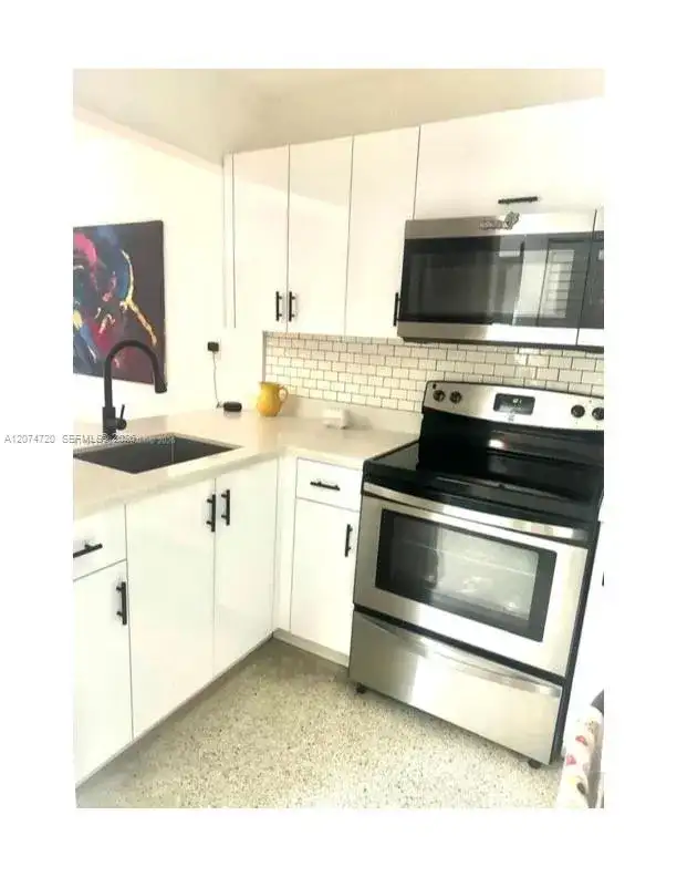 755 SW 6th St # 6, Miami FL 33130 photo 3