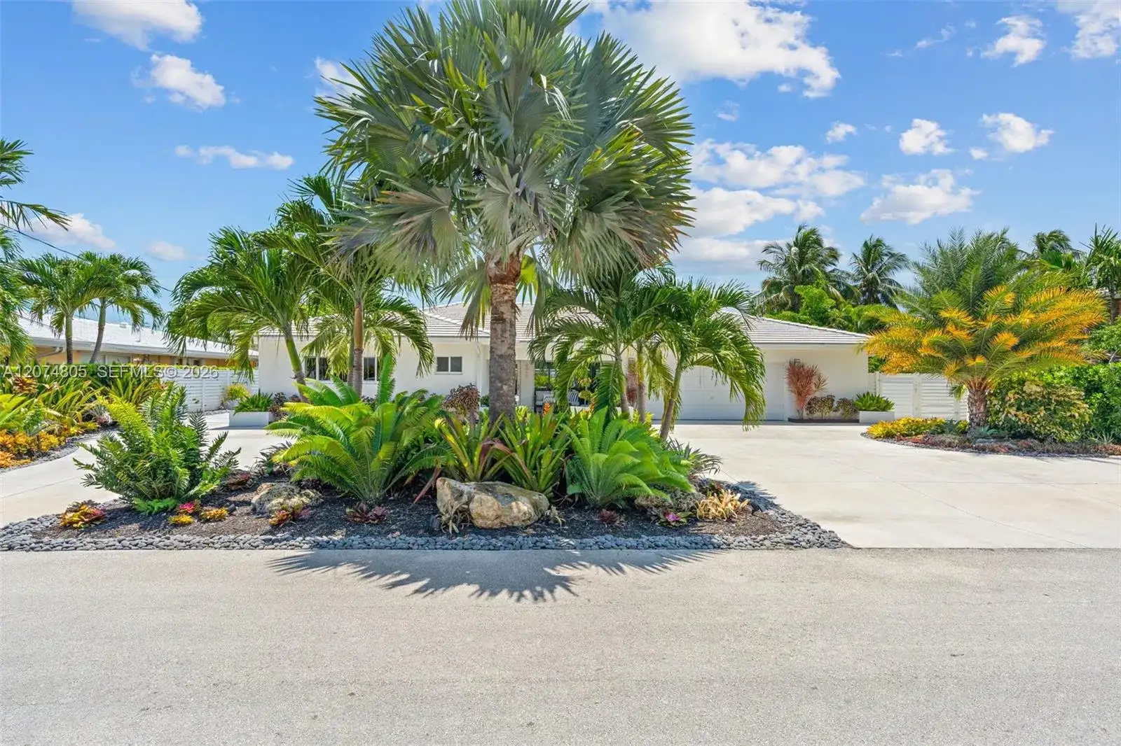 2812 NE 28th St, Fort Lauderdale FL 33306 photo 4