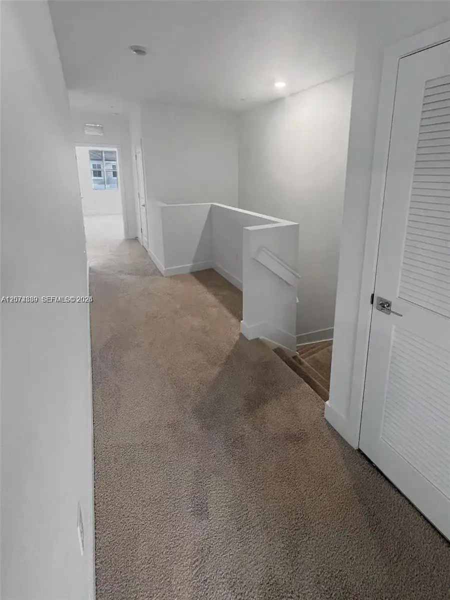 17025 SW 1st Street, Pembroke Pines FL 33027 photo 5