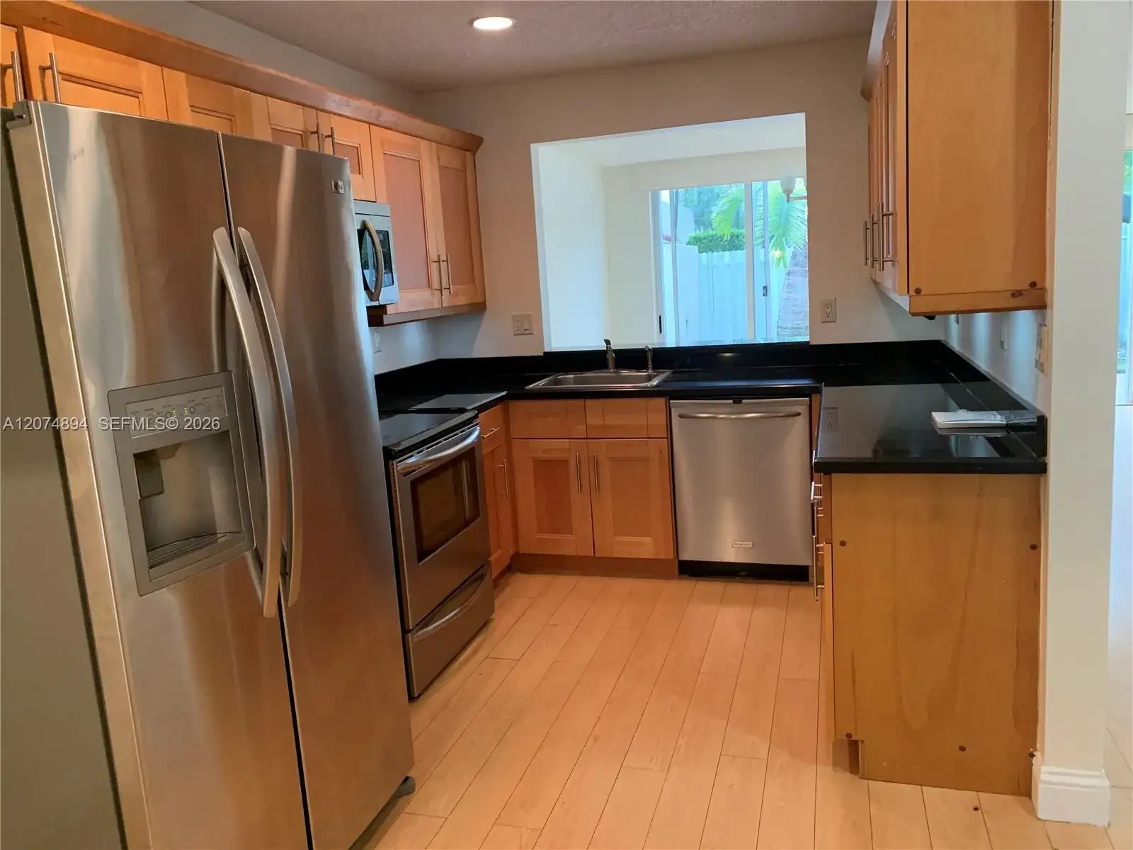 4447 NW 98th Ave, Doral FL 33178 photo 3