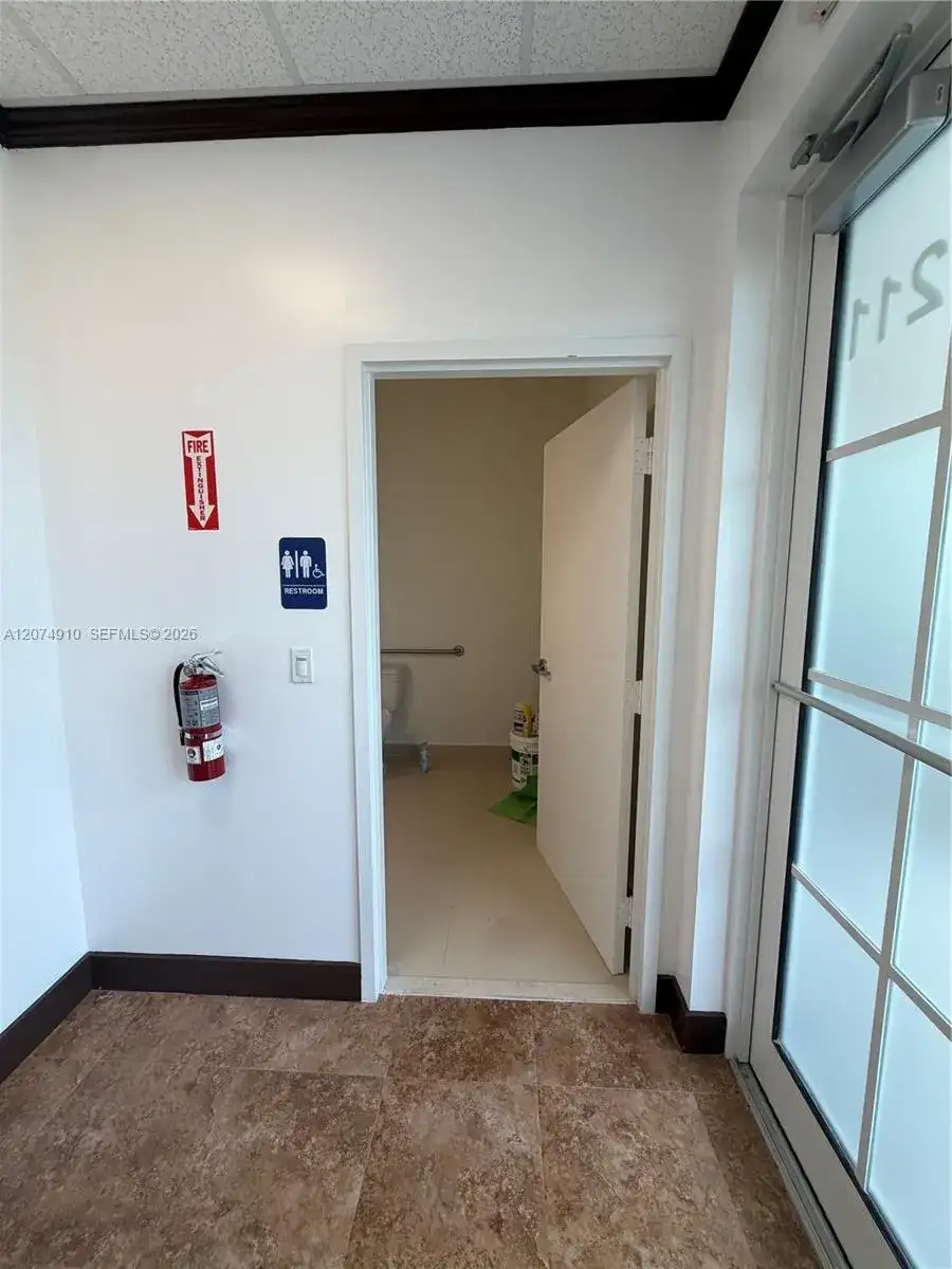 2501 SW 101st Ave # 211, Miramar FL 33025 photo 4