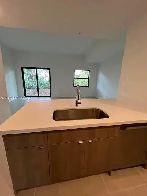 2511 Pierce st # 4, Hollywood FL 33020 photo 5
