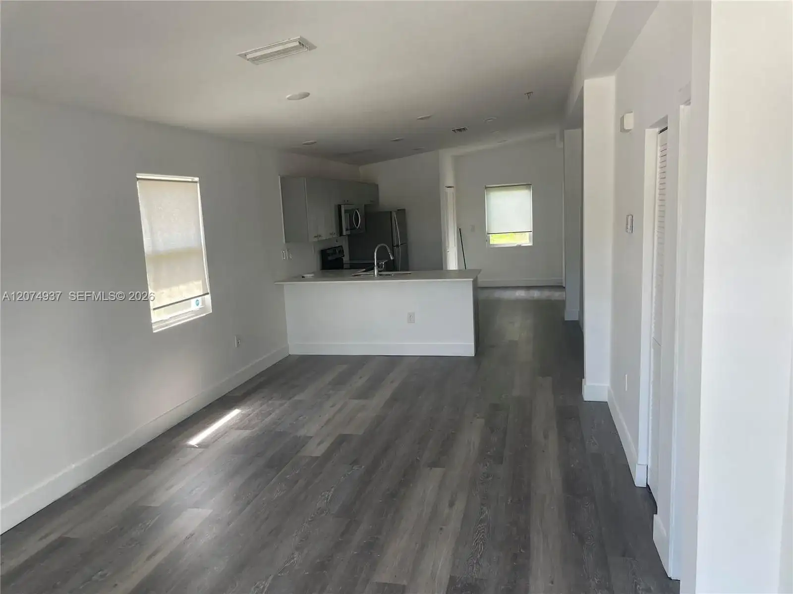 2290 SW 58th Ave, Miami FL 33155 photo 3