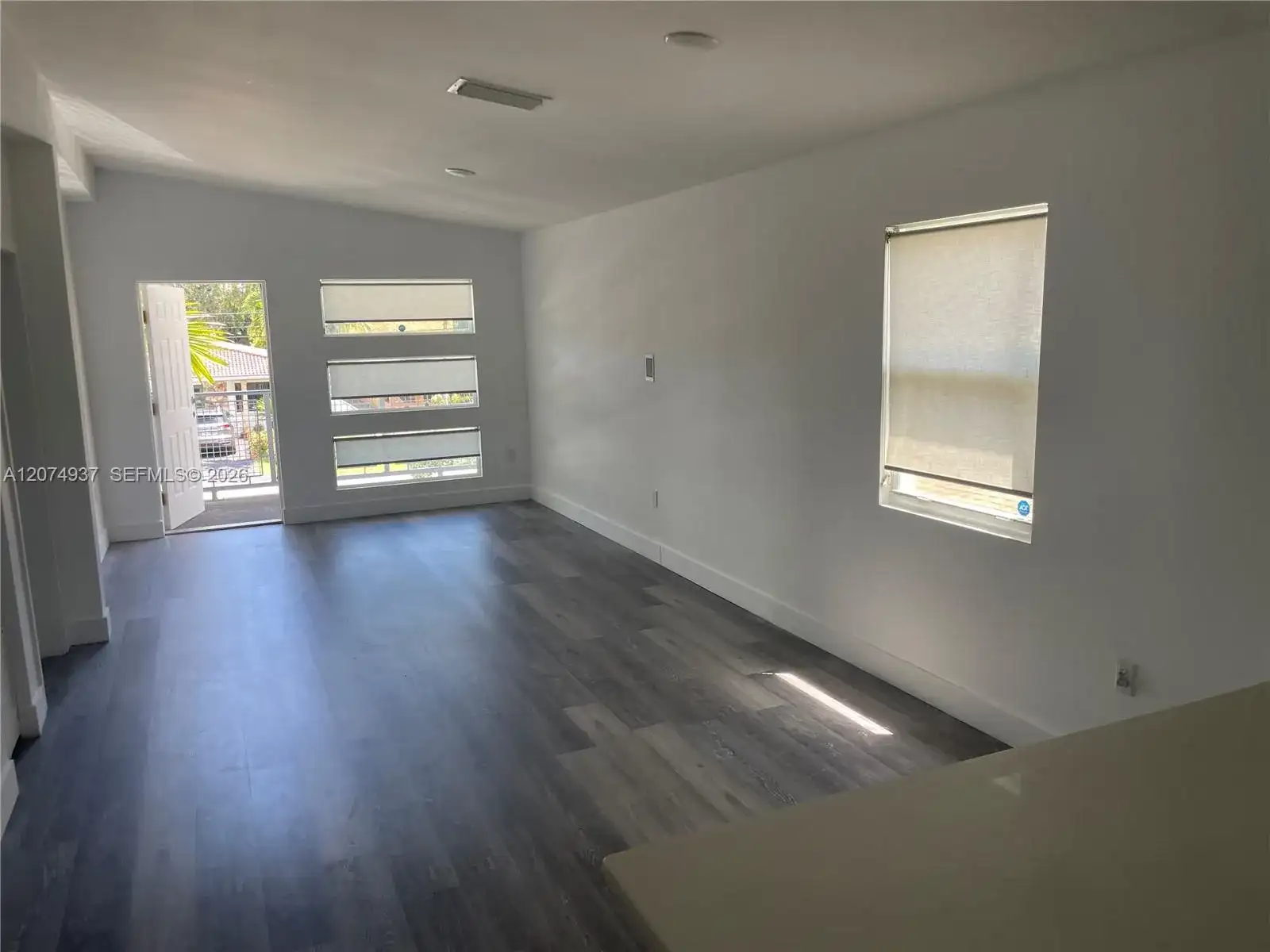 2290 SW 58th Ave, Miami FL 33155 photo 4