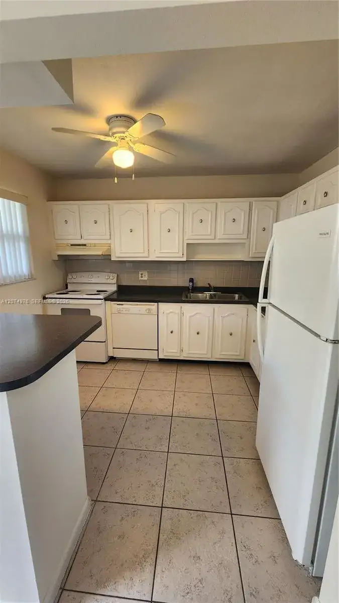 6550 Royal Palm Blvd # 112A, Margate FL 33063 photo 3