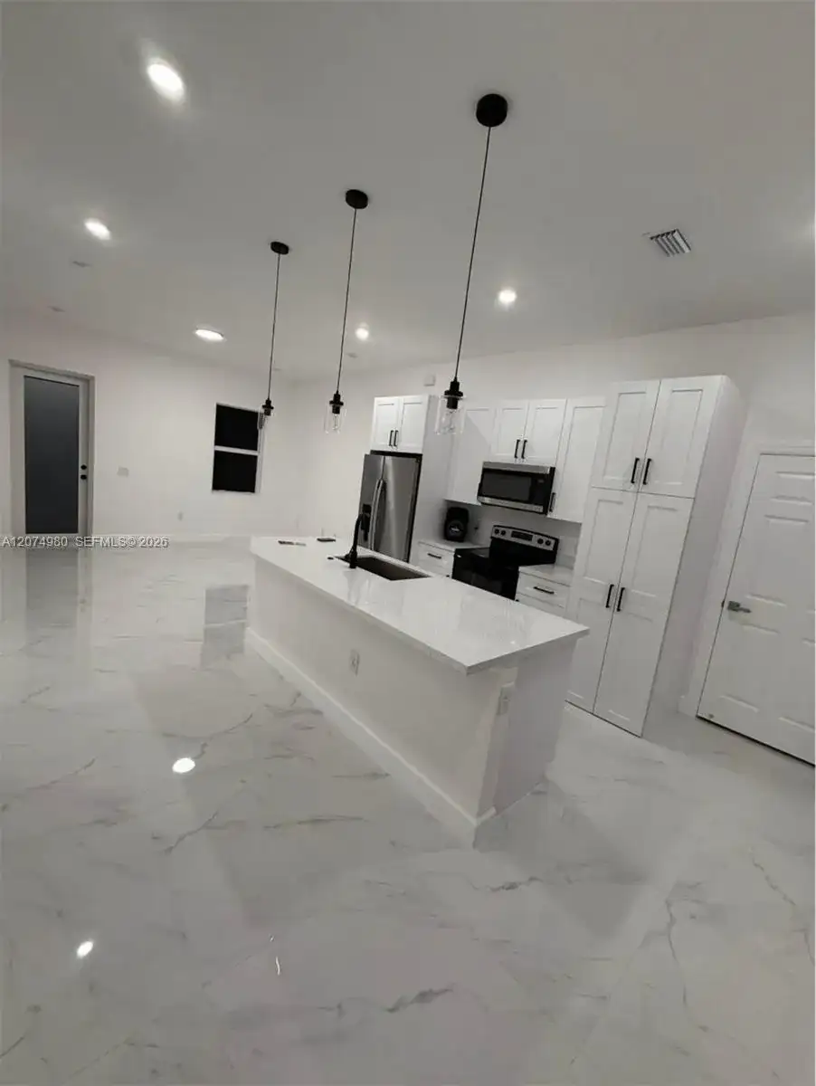 1832 Lindsay St, Lehigh Acres FL 33972 photo 5
