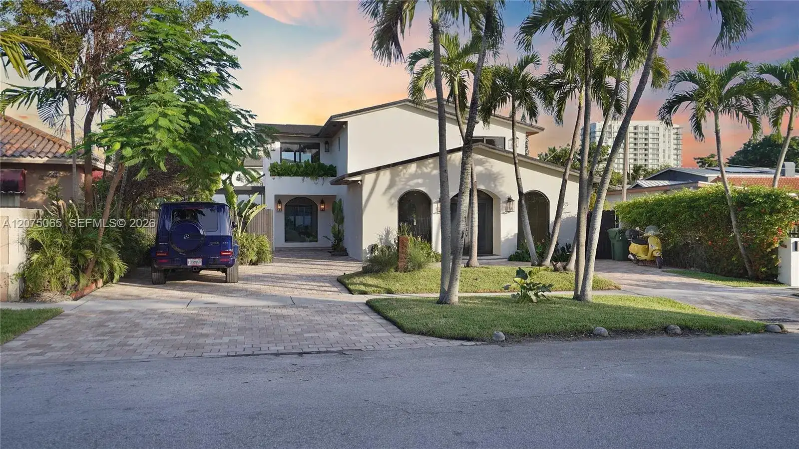 2311 SW 5th Ave, Miami FL 33129 photo 3