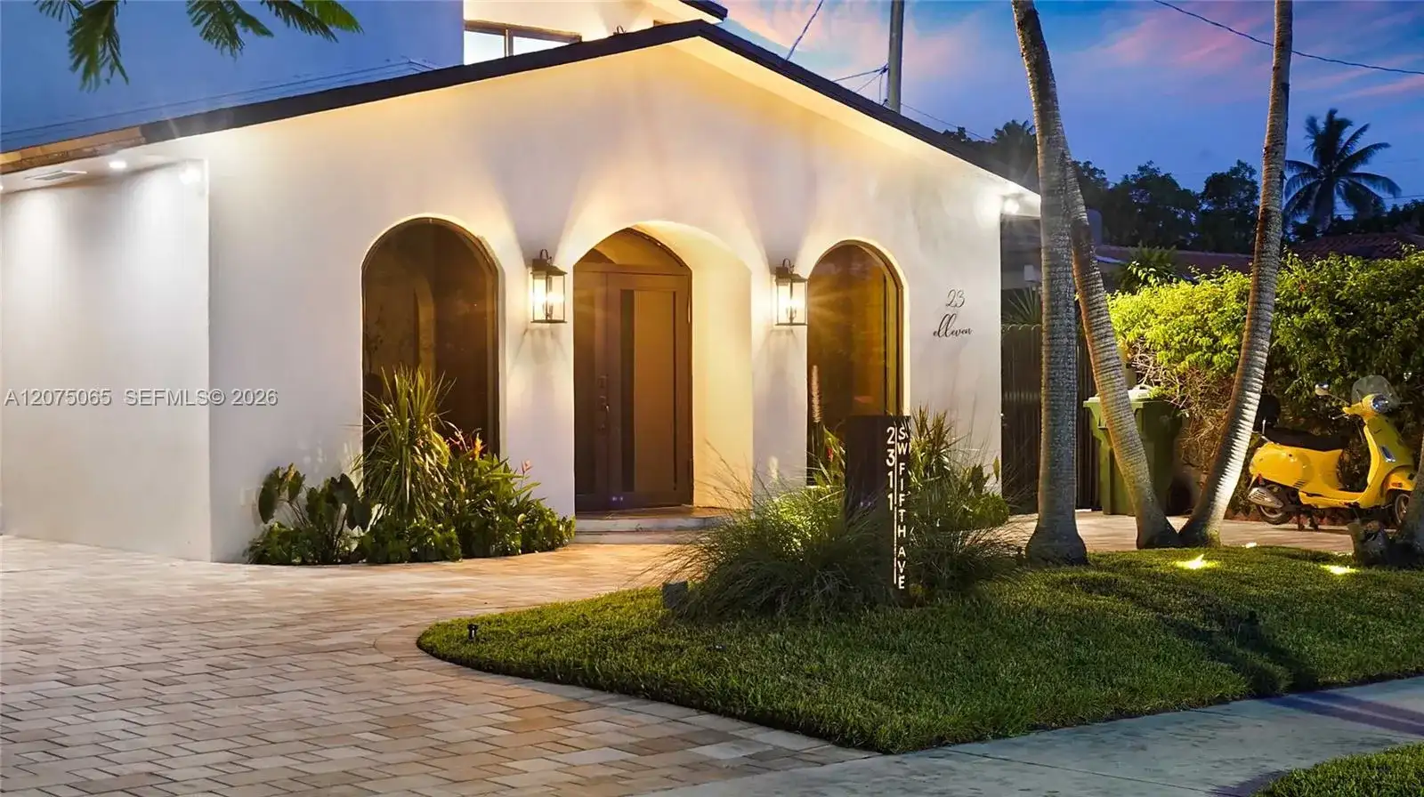 2311 SW 5th Ave, Miami FL 33129 photo 4