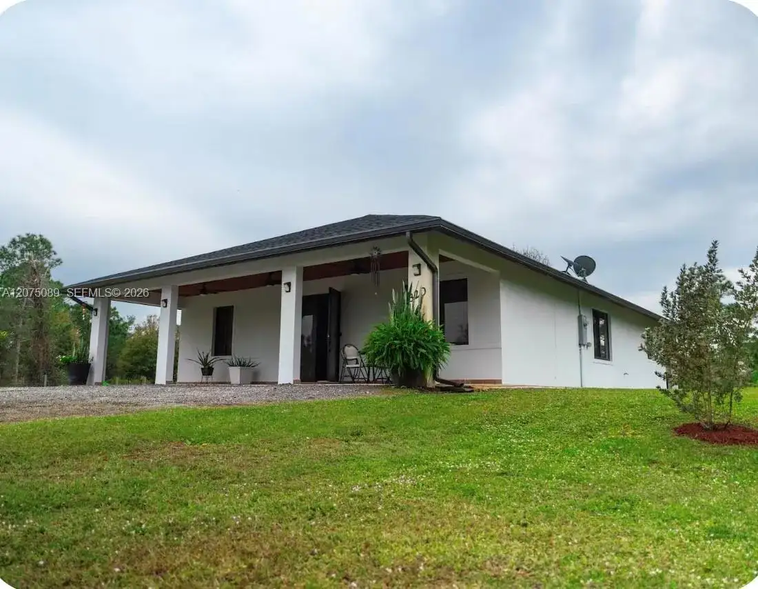 320 N Palomino St., Clewiston FL 33440 photo 2