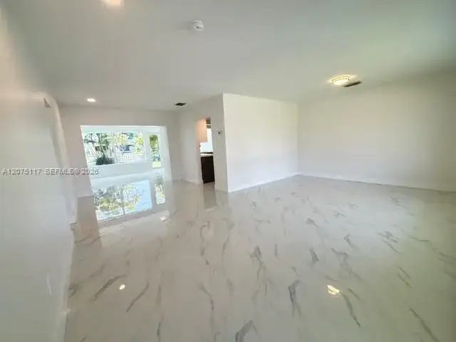 9020 NW, Sunrise FL 33322 photo 2