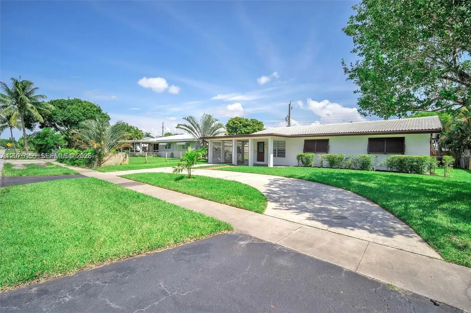 741 NE 8th St, Pompano Beach FL 33060 photo 3